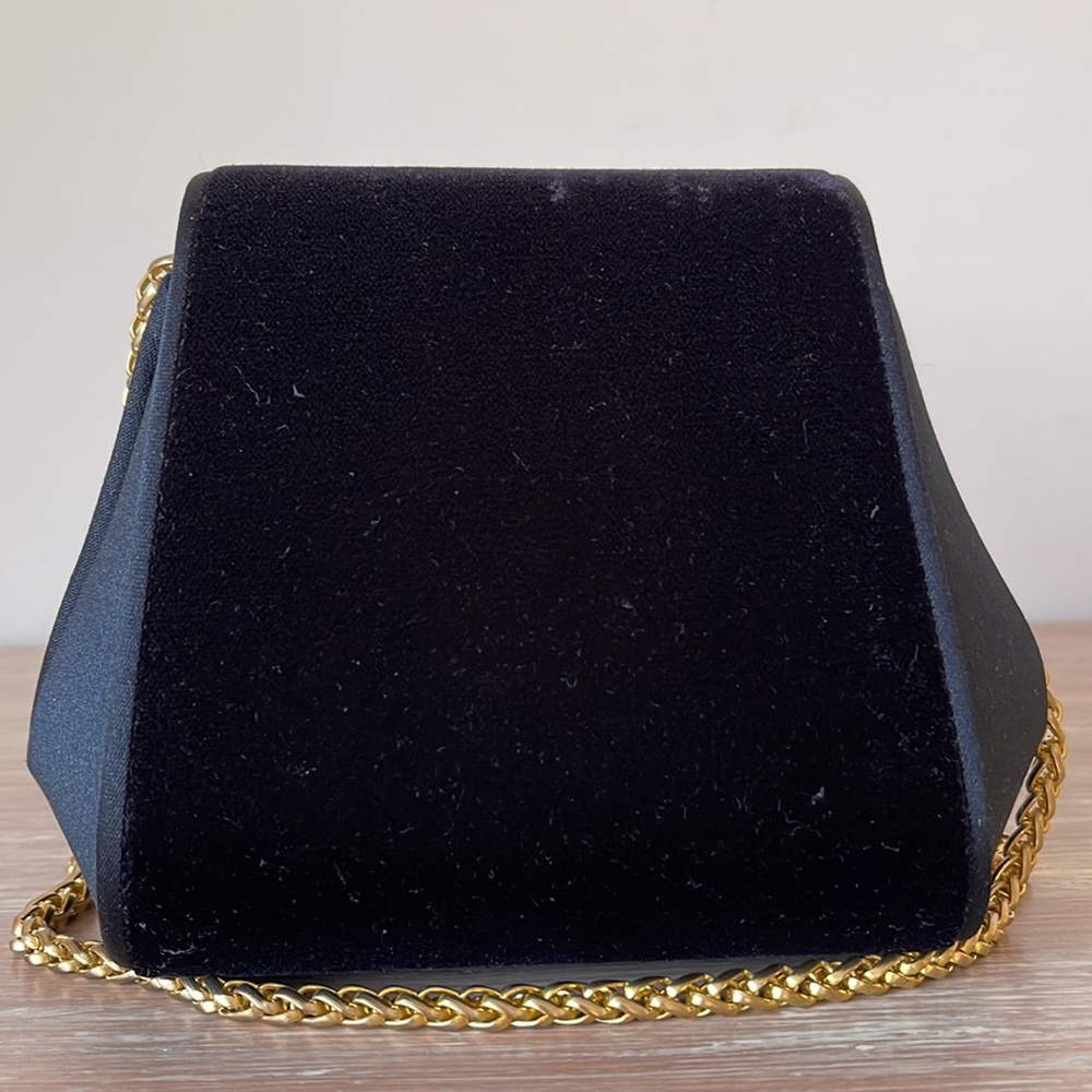 VELVET / SATIN DRESS BAG - Picture 3 of 10